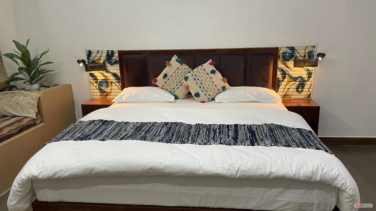 WhatsApp Image 2025-09-27 at 10.56.06 PM (1)